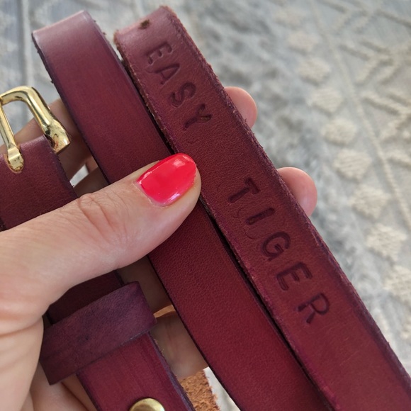 Handmade leather belt by EASY TIGER 🐯 deep raspberry pink - 28-33 inch - Picture 2 of 2